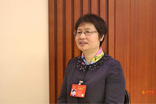 全國人大代表、政協第十二屆全國委員會社會和法製委員會駐會副主任呂忠梅 記者高鑫/攝