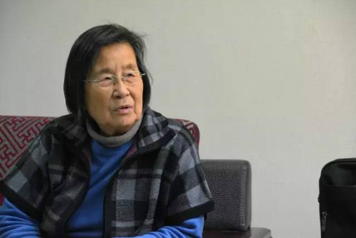 正在接受采訪的景雲英老師