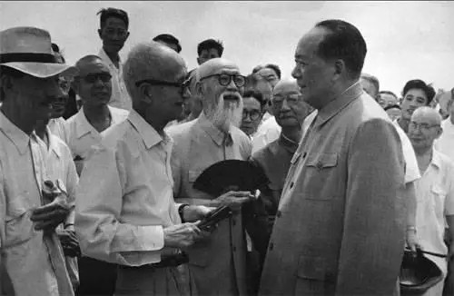 1963年毛澤東與章士釗的合影